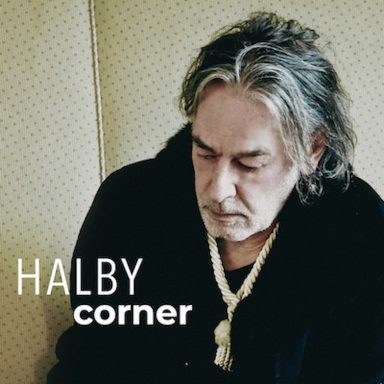 Halby: Corner